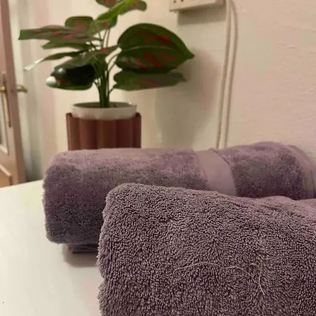 Chic 3 Bedroom House In The Heart Of Gibraltar